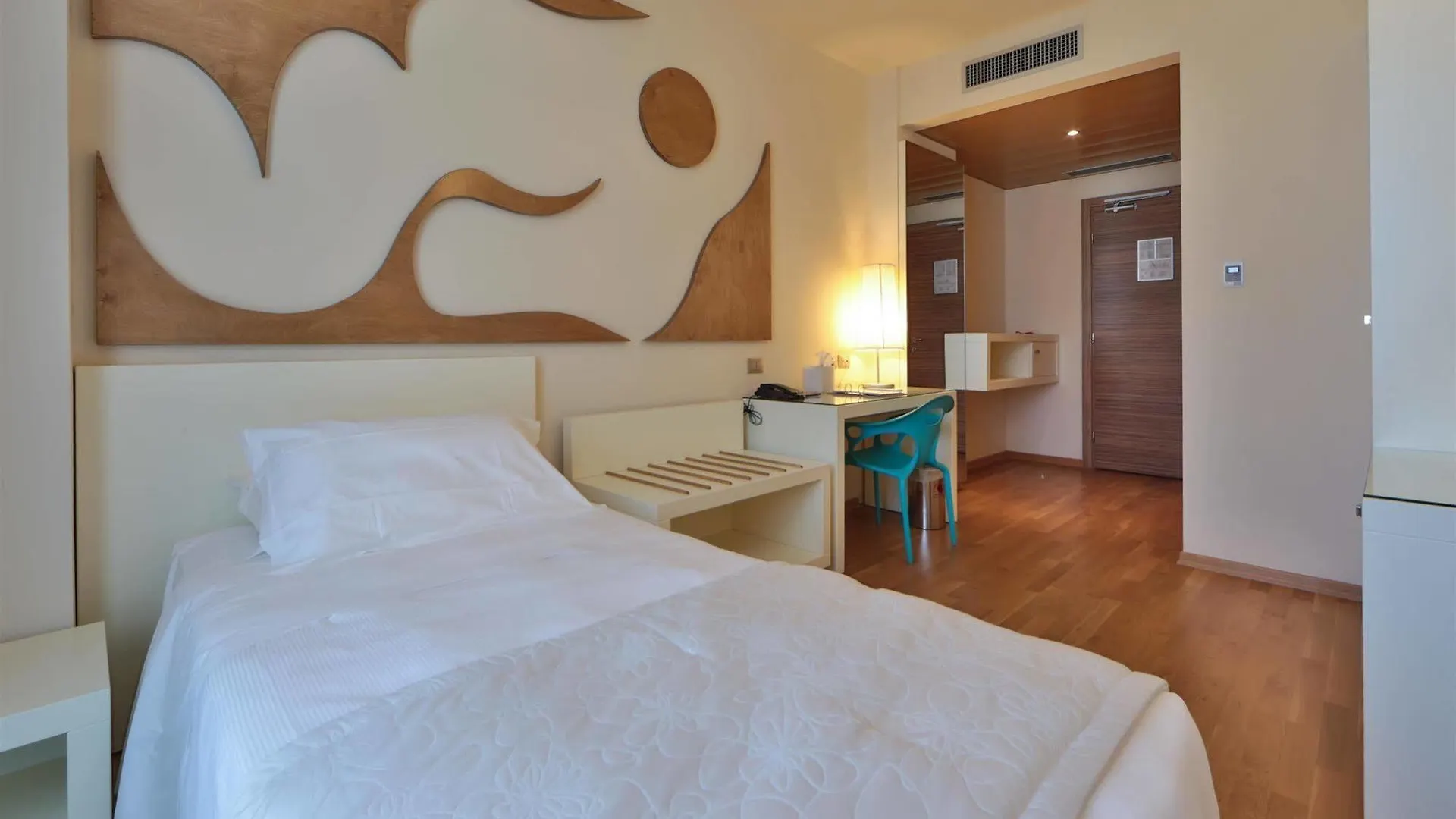 ****  Best Western Plus Leone Di Messapia Hotel & Conference Lecce Italy